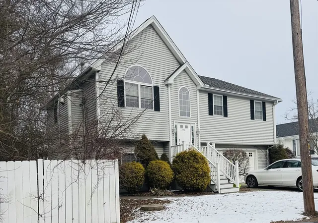 1st image of 1015 Forbes St, New Bedford, MA 02745 | MLS# 73474642