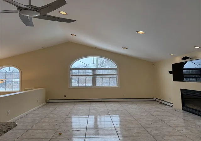 4th image of 1015 Forbes St, New Bedford, MA 02745 | MLS# 73474642