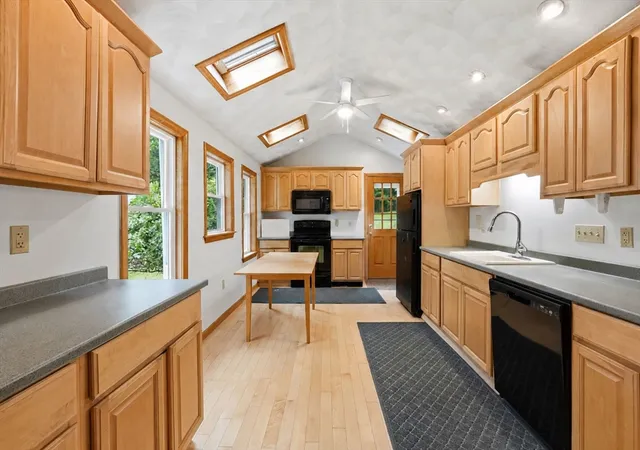 Photo 2 of Single family home for sale at 587 Main St, Boylston, MA 01505 | MLS# 73565251 | Listing updated on 2026-09-11