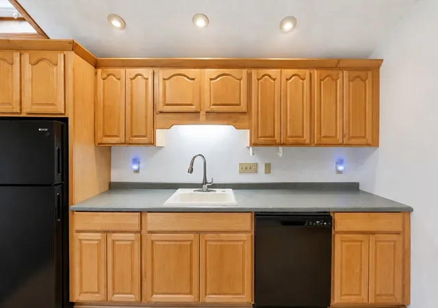 Photo 3 of Single family home for sale at 587 Main St, Boylston, MA 01505 | MLS# 73565251 | Listing updated on 2026-09-11