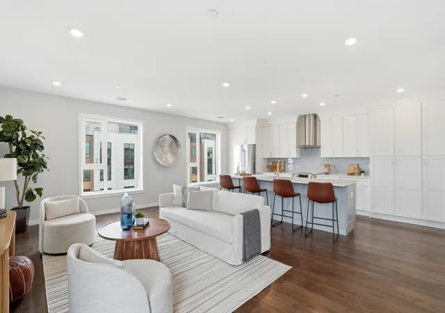 Listing Photo 1 - Condo for sale in Trimount Place located at 267 Old Colony, Boston, MA 02127 - Unit #501