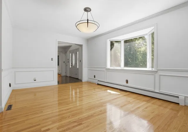 5th image of 331 Prospect Street, Framingham, MA 01701 | MLS# 73542474