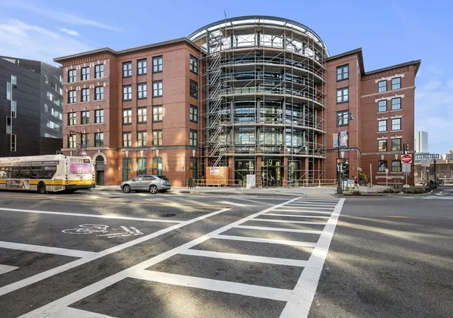 2nd image of Court Square Press Bldng Condo, Boston, MA 02127