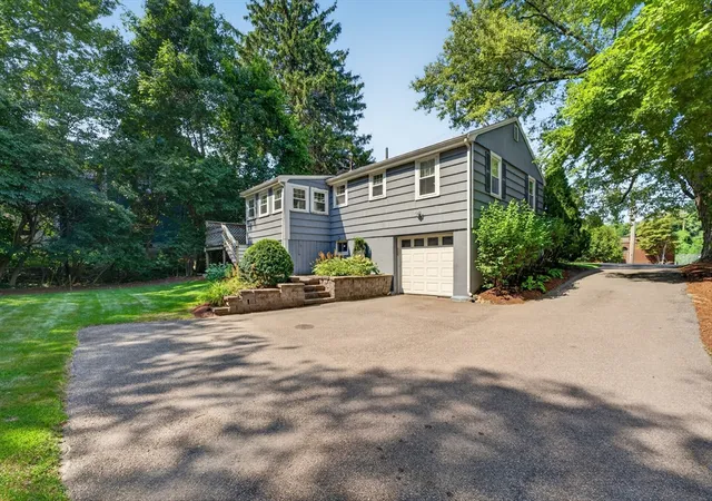 Photo 3 of Sale Pending at 462 Chestnut St, Needham, MA 02492 | MLS# 73563346 | Listing updated on 2026-09-23