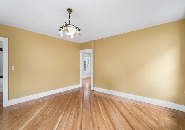 5th image of 128 W Spruce St, Milford, MA 01757 | MLS# 73566128