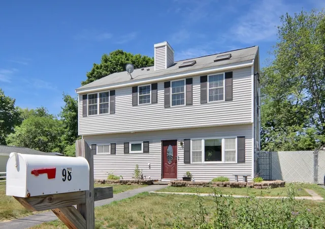 3rd image of 98 Turgeon Ave, Dracut, MA 01826 | MLS# 73537411