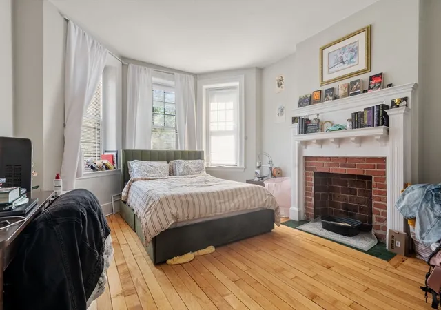 Listing Photo 5 - Condo for sale in building located at 1157 Commonwealth Ave, Boston, MA 02215 - Unit #1