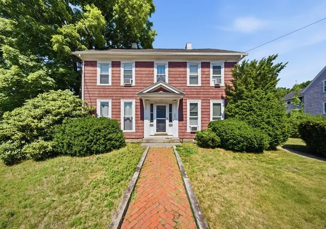 Homes for sale in Uxbridge, MA | 42 S Main St, Uxbridge, MA 01569 | MLS# 73548170