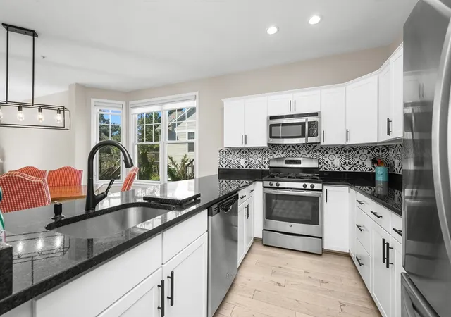 Homes for sale in Mashpee, MA | 118 Grey Hawk Dr #118, Mashpee, MA 02649 | MLS# 73508052