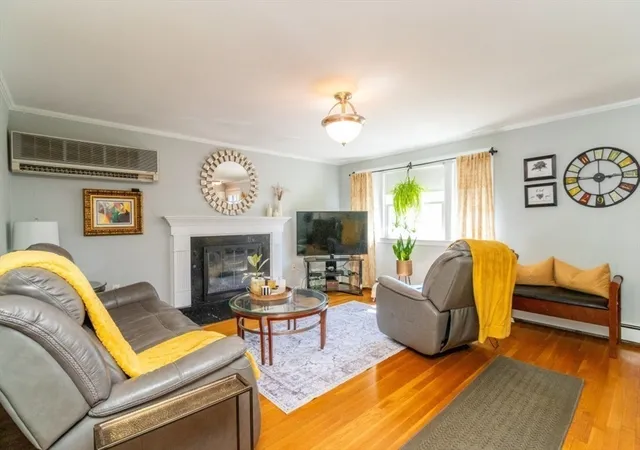 3rd image of 35 Rosaria St, Dorchester, MA 02122 | MLS# 73559801
