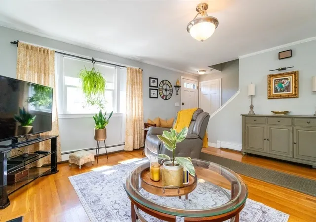 4th image of 35 Rosaria St, Dorchester, MA 02122 | MLS# 73559801