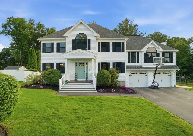 2nd image of 238 Mitchell G Dr, Tewksbury, MA 01876 | MLS# 73550967