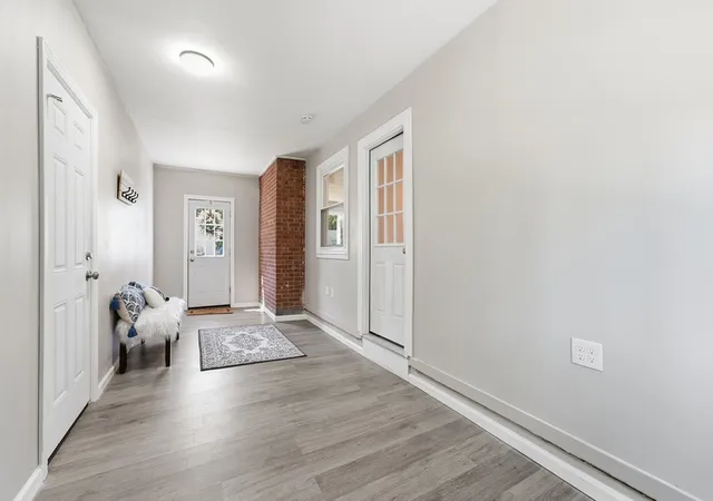 4th image of 109 Bretton Rd, Springfield, MA 01119 | MLS# 73550544