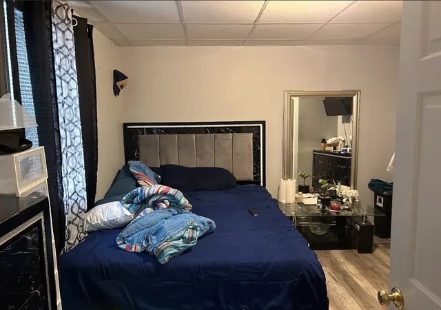 4th image of 120 Lakeview Ave, Lowell, MA 01850 | MLS# 73488963