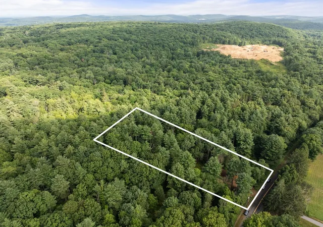 16th image of 305 Warren Rd, Brimfield, MA 01010 | MLS# 73565918