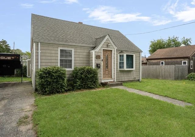 Photo 3 of Single family home for sale at 10 Sidney Ave, Swansea, MA 02777 | MLS# 73560863 | Listing updated on 2026-08-11
