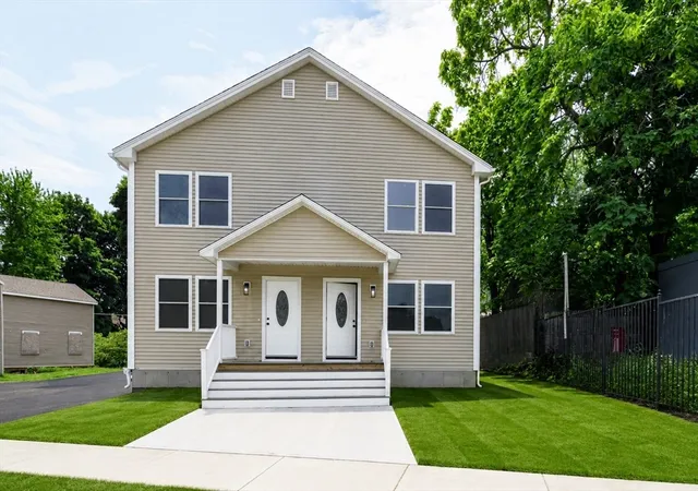 2nd image of 144 146 Magazine St, Springfield, MA 01109 | MLS# 73560354