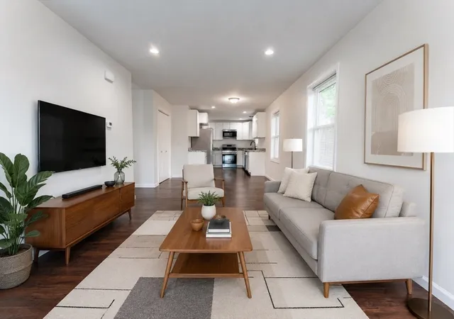 Listing Photo 5 - Condo for sale in building located at 144-146 Magazine St, Springfield, MA 01109
