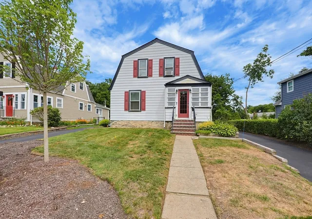 Photo 1 of Single family home for sale at 404 Park St, Stoughton, MA 02072 | MLS# 73560439 | Listing updated on 2026-10-08