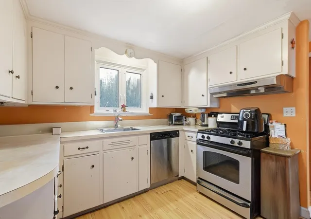 Homes for sale in Boston, MA | 37 Morey Rd, Boston, MA 02132 | MLS# 73475657