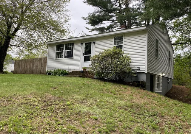 Homes for sale in Spencer, MA | 32 South Spencer Rd, Spencer, MA 01562 | MLS# 73520218