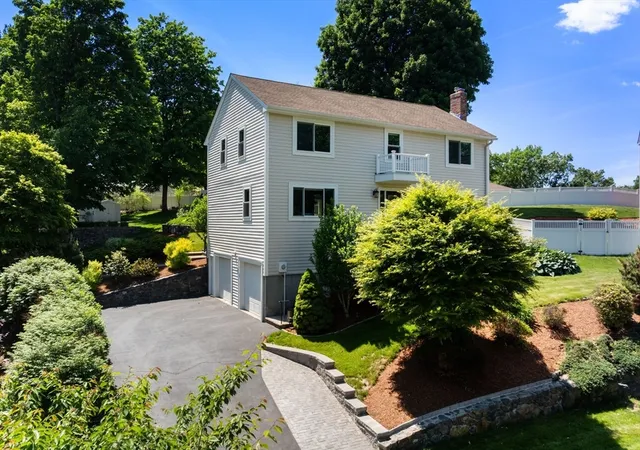 Homes for sale in Stoneham, MA | 5 Patrick Cir, Stoneham, MA 02180 | MLS# 73534012