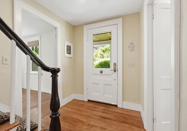 Photo 3 of Sale Pending at 215 North St, Northampton, MA 01060 | MLS# 73536986 | Listing updated on 2026-10-01
