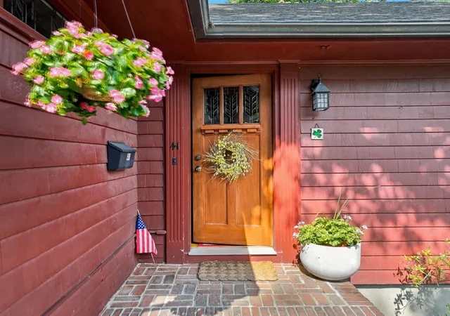 Photo 3 of Single family home for sale at 41 Brook St, Wakefield, MA 01880 | MLS# 73565136 | Listing updated on 2026-09-16