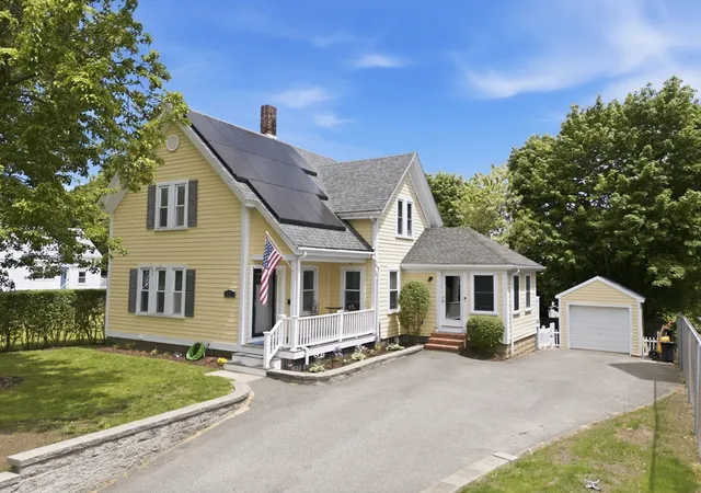 1st image of 123 Summer Street, Kingston, MA 02364 | MLS# 73528429