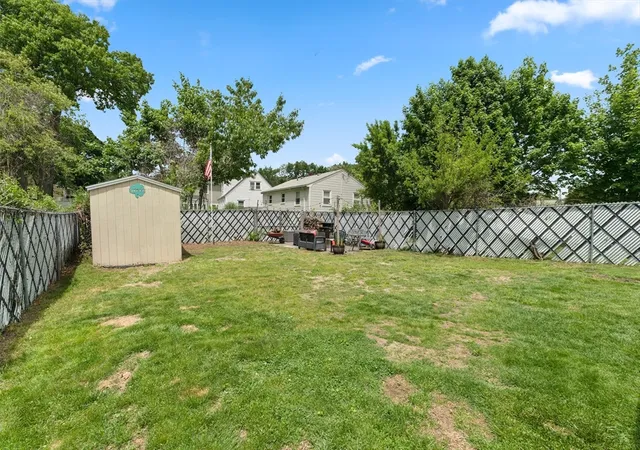 24th image of 92 Laurie Ave, West Roxbury, MA 02132 | MLS# 73545348