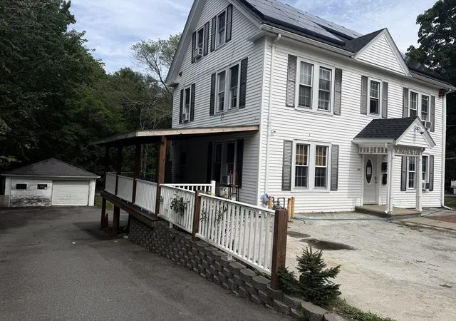 Photo 2 of Single family home for sale at 619 Union St, Rockland, MA 02370 | MLS# 73551825 | Listing updated on 2026-07-22