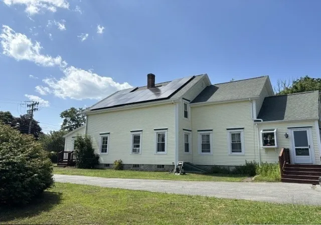3rd image of 1236 Main St, Acushnet, MA 02743 | MLS# 73547097