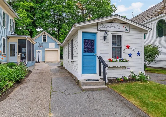 3rd image of 16 North Main Street, West Boylston, MA 01583 | MLS# 73541949