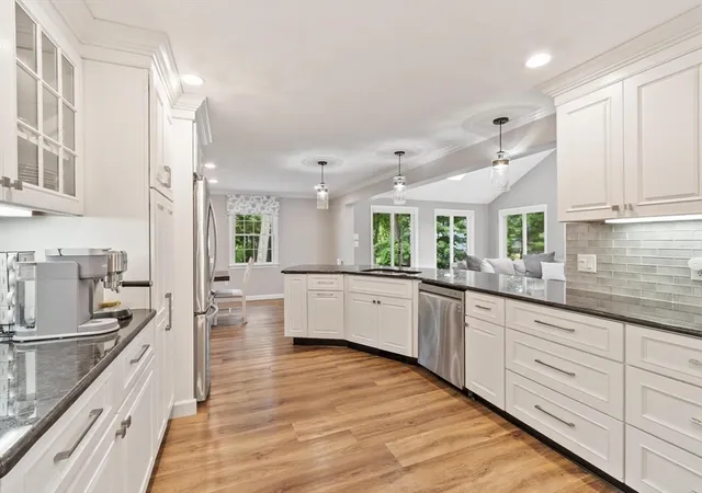 5th image of 45 Woodberry Lane, North Andover, MA 01845 | MLS# 73549045