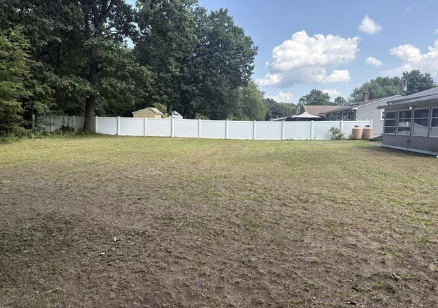 20th image of 144 Coolidge Ave, Ludlow, MA 01056 | MLS# 73563697