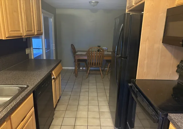 4th image of 144 Coolidge Ave, Ludlow, MA 01056 | MLS# 73563697