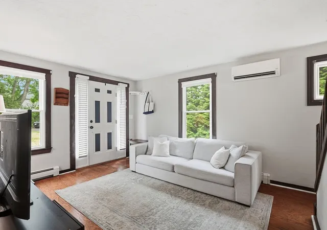 Homes for sale in Framingham, MA | 163 Water St, Framingham, MA 01701 | MLS# 73546612