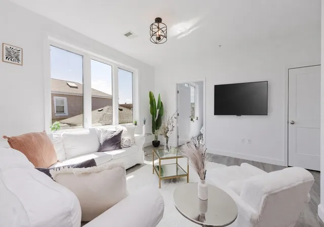 4th image of 92-94 George Street Condo, Boston, MA 02119