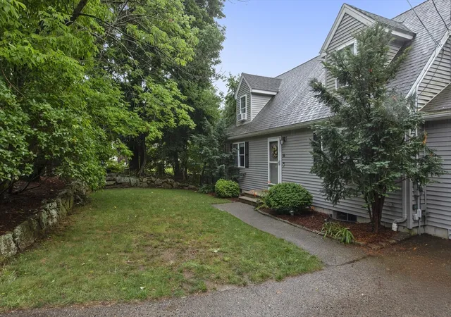 Homes for sale in Uxbridge, MA | 85 Old Elmdale Rd, Uxbridge, MA 01569 | MLS# 73546249