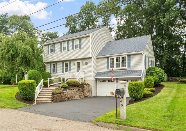 2nd image of 170 Jamestown Rd, Leominster, MA 01453 | MLS# 73552986