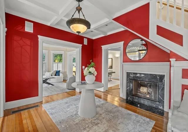 2nd image of 15 Lincoln St, Arlington, MA 02476 | MLS# 73556359