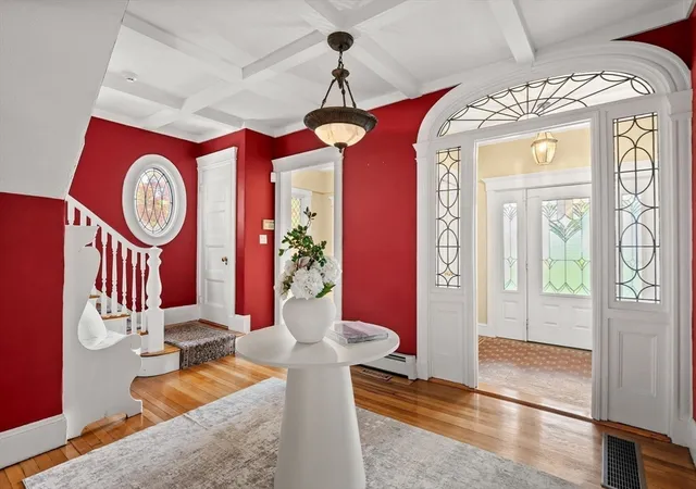 3rd image of 15 Lincoln St, Arlington, MA 02476 | MLS# 73556359
