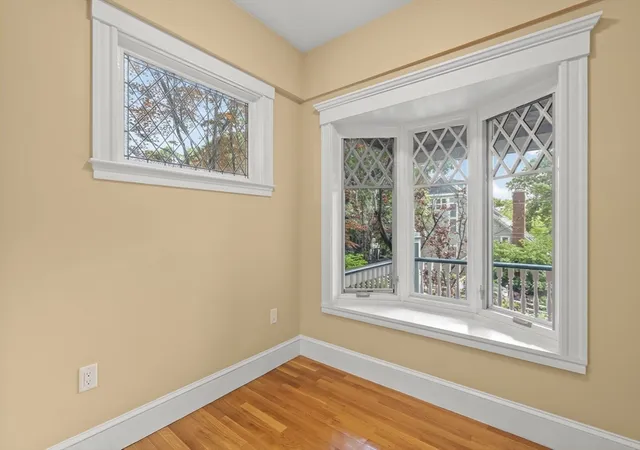 5th image of 15 Lincoln St, Arlington, MA 02476 | MLS# 73556359