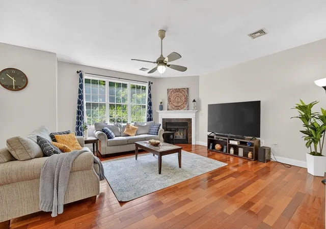 Homes for sale in Canton, MA | 15 Evergreen Cir #15, Canton, MA 02021 | MLS# 73537991