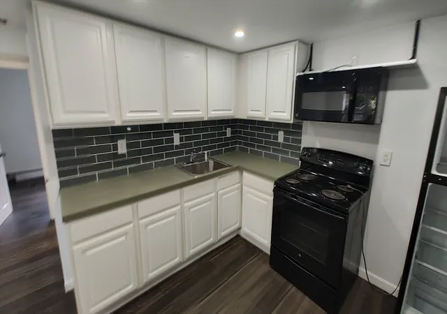 Listing Photo 5 - Condo for sale in building located at 425 W Elm St, Brockton, MA 02301 - Unit #1
