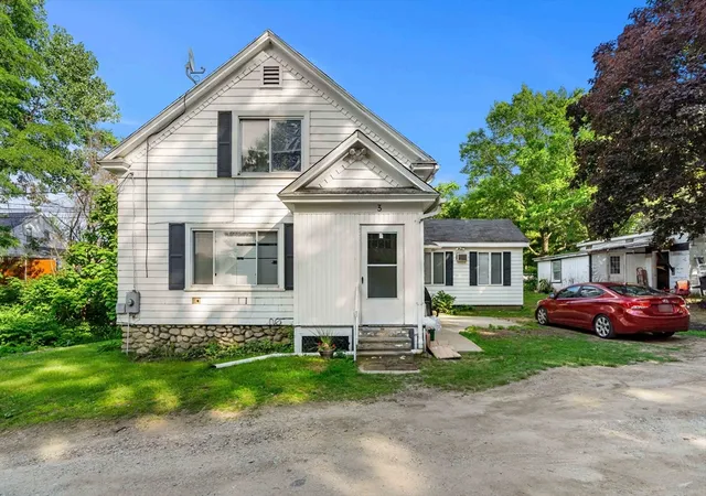 2nd image of 3 Stidsen Way, Worcester, MA 01604 | MLS# 73566689