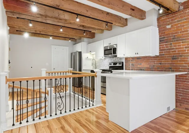Homes for sale in Boston, MA | 112 Fulton St, Boston, MA 02109