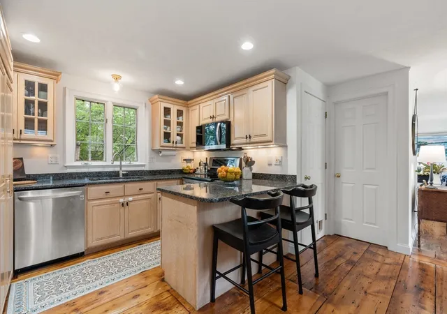 Listing Photo 4 - Condo for sale in building located at 53 N Main, Ipswich, MA 01949 - Unit #5