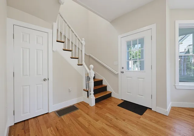 Homes for sale in Beverly, MA | 26 Pleasant St, Beverly, MA 01915 | MLS# 73537967