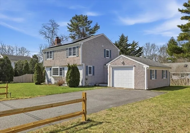 Homes for sale in Yarmouth, MA | 31 Ice House Rd, Yarmouth, MA 02664 | MLS# 73503219